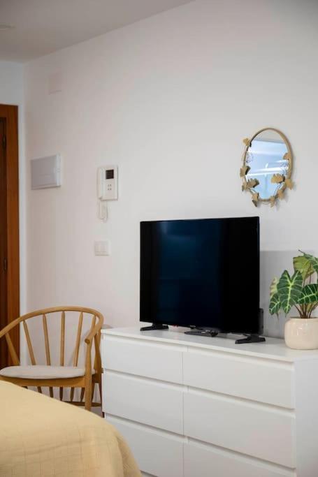 Lindo Estudio En El Centro By Cabana Rentals Vigo Ngoại thất bức ảnh