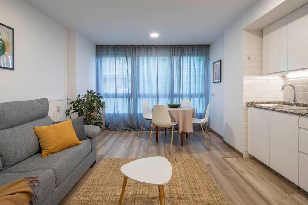 Lindo Estudio En El Centro By Cabana Rentals Vigo Ngoại thất bức ảnh